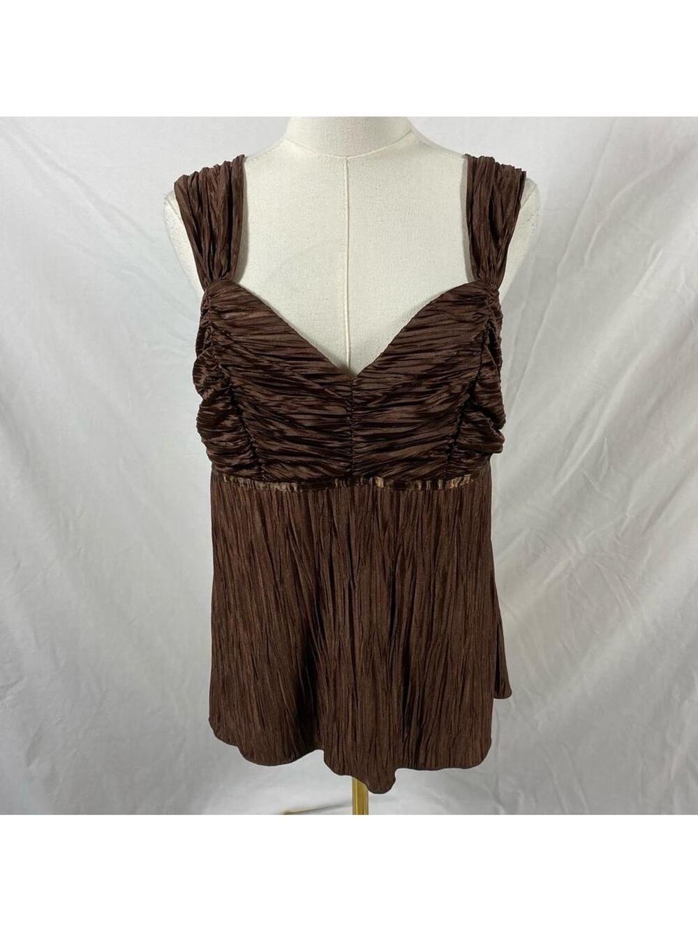 I.N.‎ Studio brown crinkle top size medium y2k preppy going out fairy boho chic